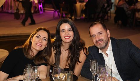  Paulina De Antuñano, Rosa Bechare y  Josué Martínez.