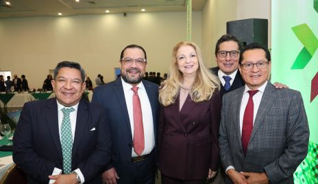  Ovidio Cortázar, Rafael Verdusco, Nancy Evía, Ángel Pérez y José Luis Leal.