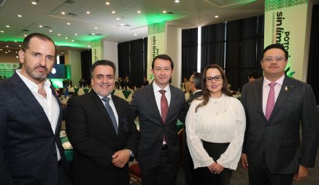  Josué Martínez, Juan Arturo Narváez, Alfonso Leal y Salvador Sánchez.