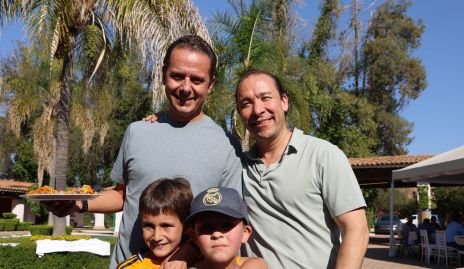  José Alberto Torres, Juan Carlos Martínez, Jorge y Daniel.