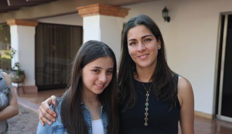  Isabela Bricio y Patricia Alvarado.