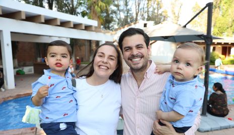  Luis Torres, Tere Ledezma, Luis y Juan Pablo Torres.