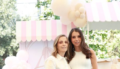  Isa Gaviño y Charo Valladares.