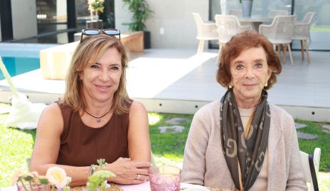  Rosi Díaz Infante y Rosa Villareal.