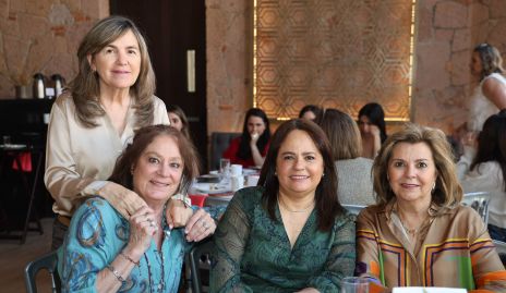  Begoña Ruiz, Adriana González, Coco Leos y Leticia Escudero.