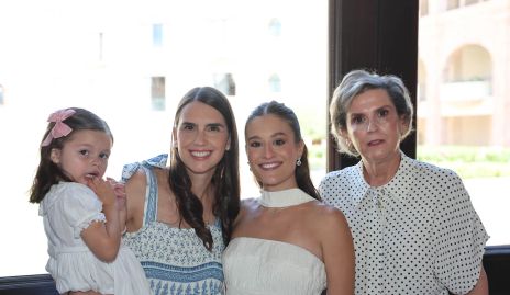  Paula, Gaby, Sofí y Gaby.