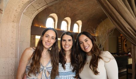  Begoña del Valle, Ana Gaby González y Adriana Narváez.
