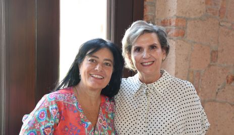  Lourdes del Valle y Gabriela Portillo.