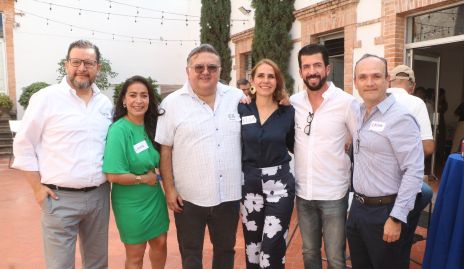  Augusto, Laura, Arturo, Elsa, Juan Paulo y Cacho.