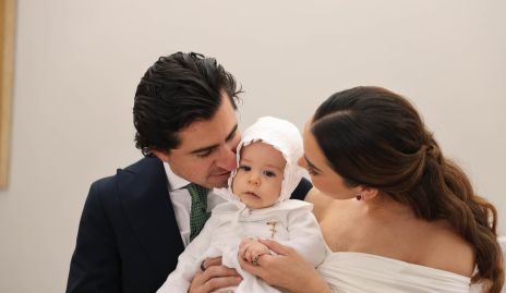  Guillermo Gómez y Michell Cano con su hijo Nicolás.