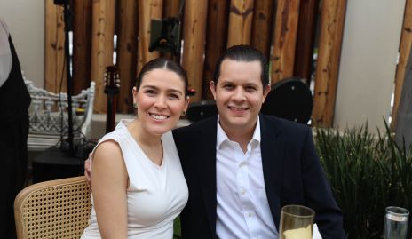  Joselyn Cano y Juan Sánchez.