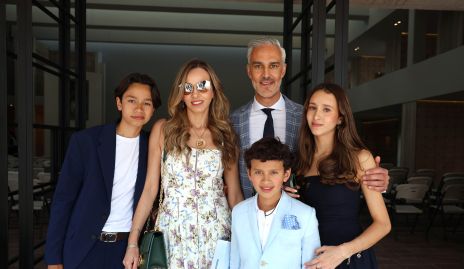  Marcelo Estrada, Marcela Rubio, Oscar Estrada, Silvana y Oscar Estrada.