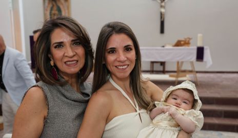  Lourdes Velázquez, Isabel Álvarez y Paula Barba.