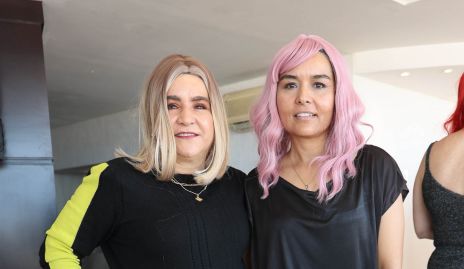  Carmenchu y Lorena Torres.