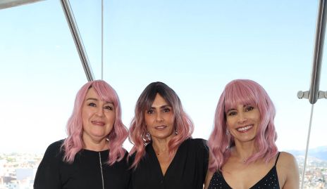  Deyanira Cázares, Claudia Artolózaga y Anilú Enríquez.