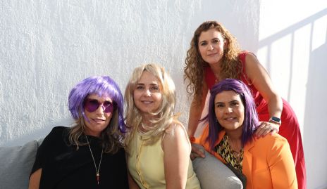  Claudia Quiroz, Marcela Alcalde, Paola Vázquez y Gaby Díaz Infante.