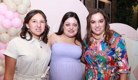  Valentina Orozco, Andrea Gutiérrez y Ale Gutiérrez.