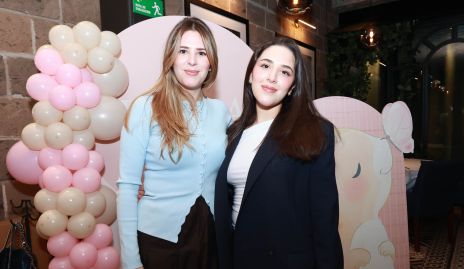  Lourdes Robles y Melissa Cansino.