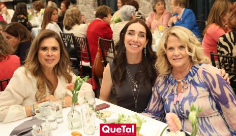  Pilar Díaz de León, Mary Carmen Casas y Lynette Pizzuto.
