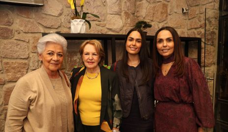  Coco Escartín, Lynette Pizzuto, Macarena Villasuso y Marianela Villanueva.
