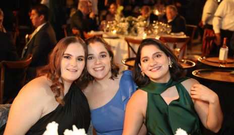  Ale González, María Meade y Marce Duque.