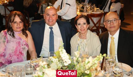  Coco Leos, Enrique Portillo, María Eugenia Díaz Infante y Juan Romo.