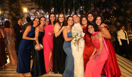  Sofía Hernández con sus amigas.