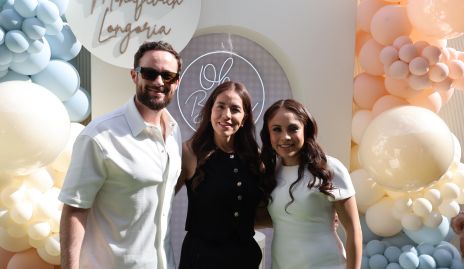   Jeff Mihaljevich, Paola Dávila y Paola Longoria.