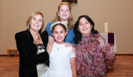  Silvia Aguilar, Lorena Martínez, Inés Del Valle y María Maza.