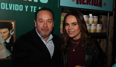  Juan Carlos Conde y Ale Díaz de León.