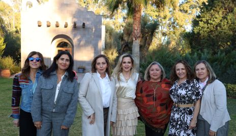  Norma González, Gema de la Vega, Olga Lorena Castro, Paty Annete Ruiz, Chely Faz, Yolanda Gocher y Marlú Mendizábal.