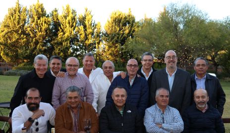 Ramiro Pérez, Oscar Hinojosa, Erasto Aldrett, Carlos Rojas, Hilario Altamirano, Sergio Bedolla, Jesús Garza, Ignacio Ramírez, Esteban Acosta, Germán de Luna, José Luis Aguilar, Fernando Díaz de León, Agustín Rodríguez y Ricardo Estrada.