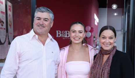  Oscar Zermeño, Carolina Zermeño y Ana Saldaña.