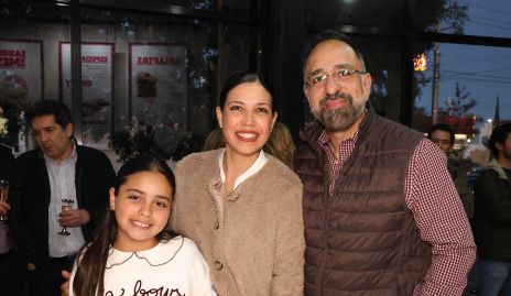  Rocío Noe Dávalos, Aranxa López, Álvaro López Zermeño.