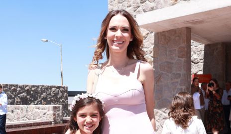  Maria Julia y Paty Garcia.