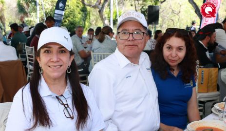  Nora López, Raúl Pérez y Diana Nutrillo.
