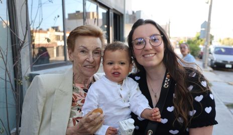  Yuya, Joaquín Hernández y Marisol González.