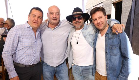  Invitados a la fiesta de Miguel.