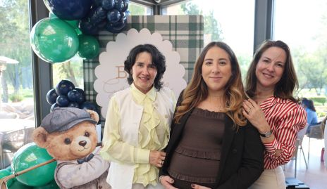 Lourdes López, Diana Olvera y Diana Guel.