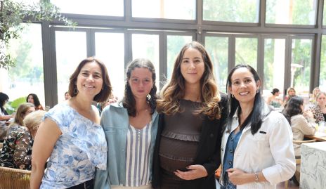  Nora Guel, Ana Torres, Diana Olvera y Ana Guel.