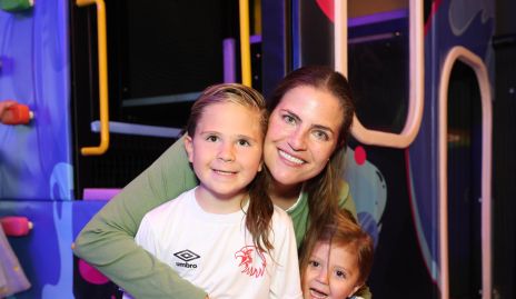  Danitza Lozano, Daniel e Iker Zollino.