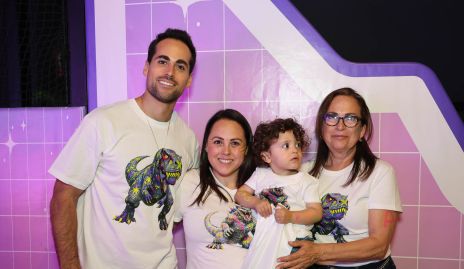  José Ángel, Gaby, Patricio y Martha Contreras.