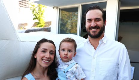  Ana Gaby Ibarra, Sebastián y Rodrigo Valle.