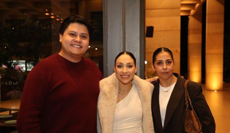  Cristopher Ayala, Madeleine Cantú y Blanca Lara.