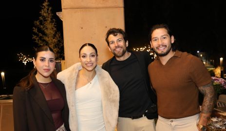  Carla Buendía, Madeleine Cantú, Gerardo Díaz Infante e Isaac Hernández.
