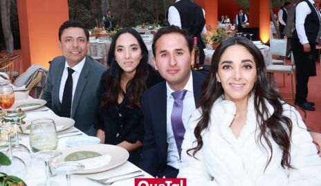  Clemente Guerrero, Mónica, Diego e Isa Villanueva.