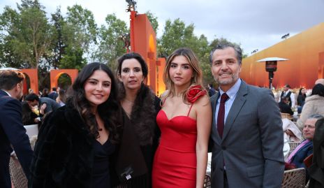  Cony Hermosillo, Marisol de la Maza, Marisol y Carlos de los Santos.