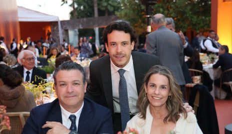  Jean Franco Pizzuto, Jean Franco Pizzuto y Alejandra Allende.