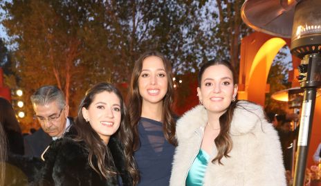 Mariana Cervera, Sofía Villanueva y Marisol González.