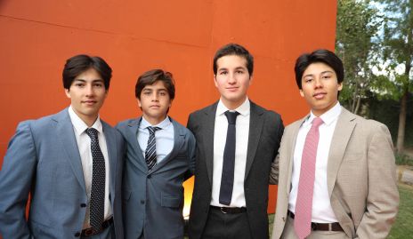  Fernando, Pablo, Carlos y Sebastián de los Santos.
